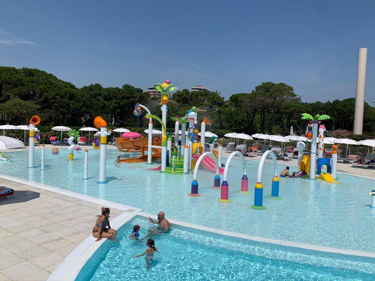 Penthouse Bellavista Apartment Lignano Sabbiadoro Exterior foto